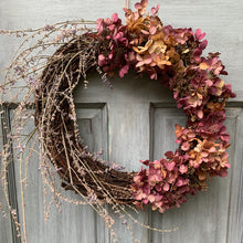 Load image into Gallery viewer, 14&quot; Seasonal Wreath
