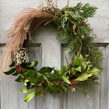 Load image into Gallery viewer, 14&quot; Seasonal Wreath
