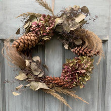 Load image into Gallery viewer, 14&quot; Seasonal Wreath
