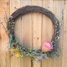 Load image into Gallery viewer, 24&quot; Seasonal Wreath
