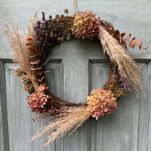 Load image into Gallery viewer, 14&quot; Seasonal Wreath
